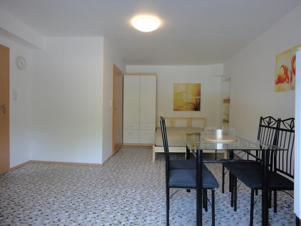 Haus Wangen Studio Burg Reuland Zimmer foto